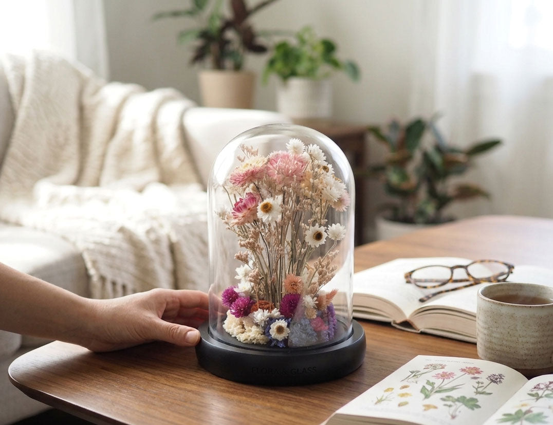 ELAINE - dried clower cloche