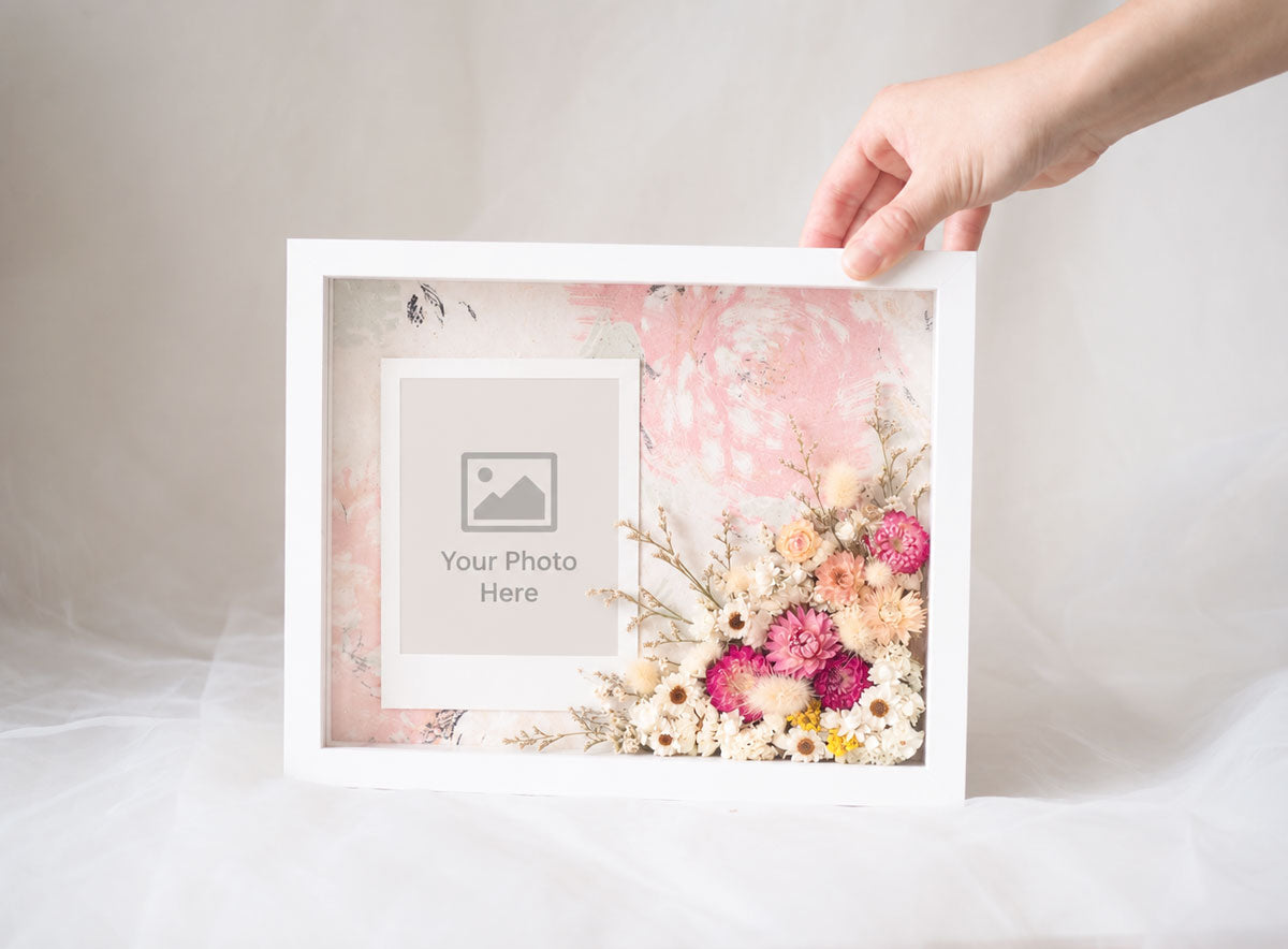 ROSIE - Personalised Dried Flower Photo Frame with Photo Printing